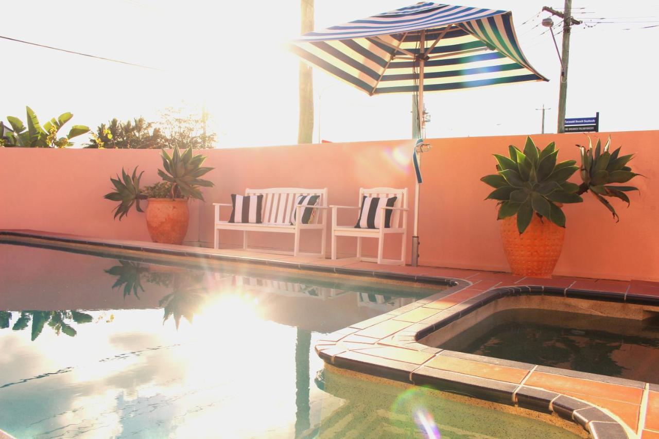 Camden Motor Inn Mermaid Beach Экстерьер фото