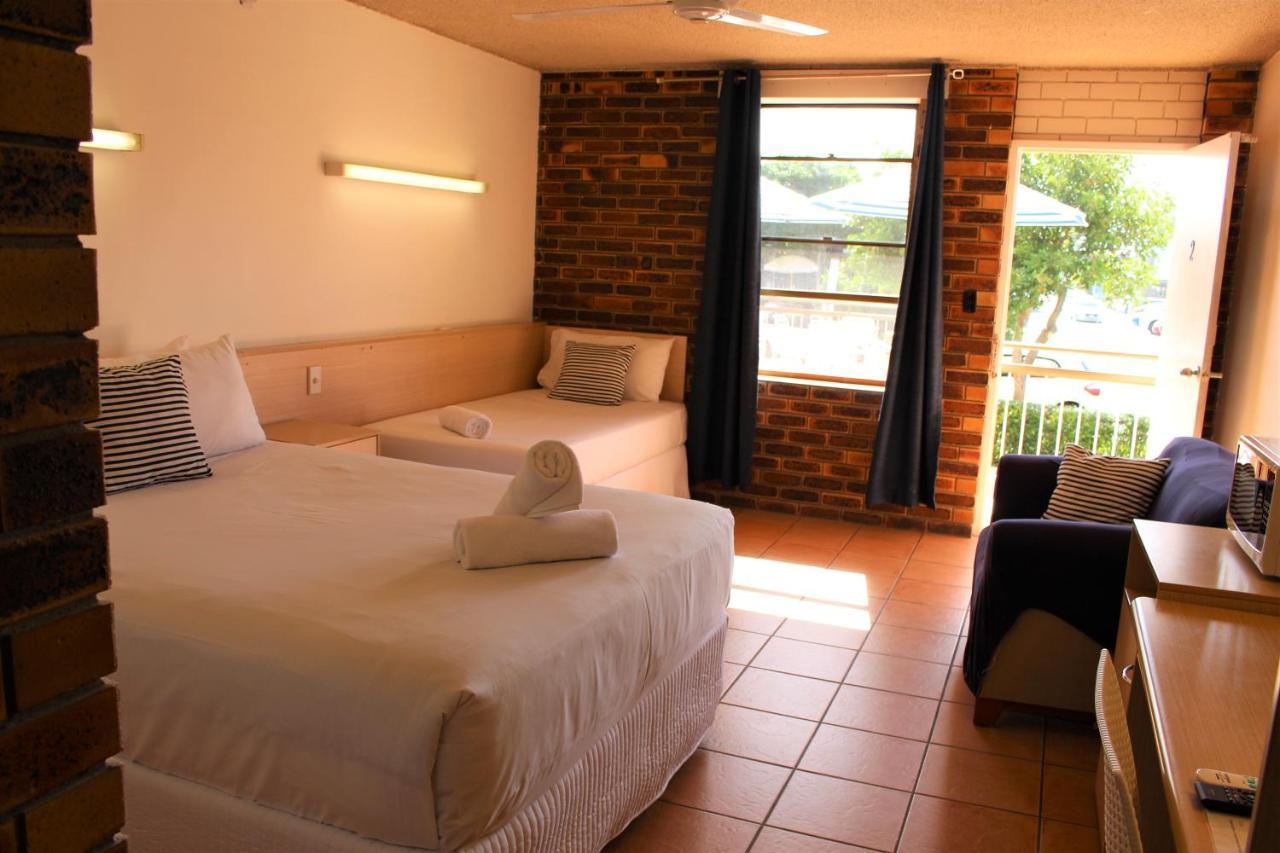 Camden Motor Inn Mermaid Beach Экстерьер фото