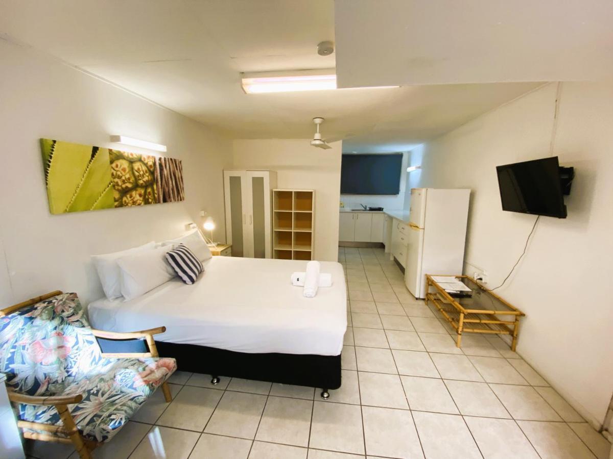 Camden Motor Inn Mermaid Beach Экстерьер фото