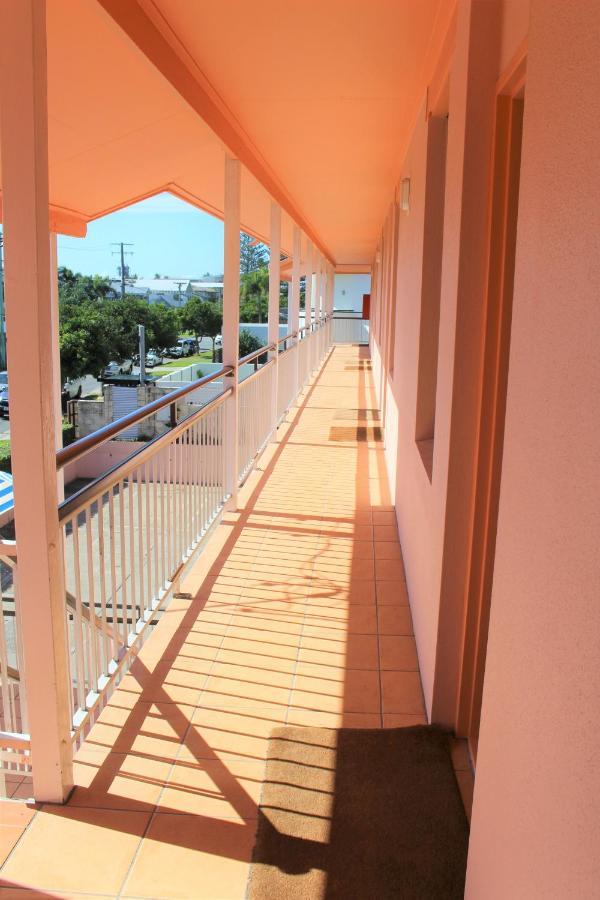 Camden Motor Inn Mermaid Beach Экстерьер фото