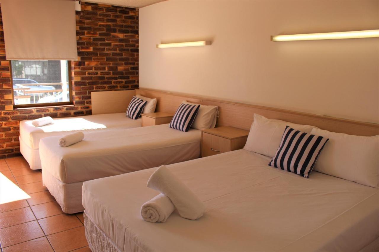Camden Motor Inn Mermaid Beach Экстерьер фото