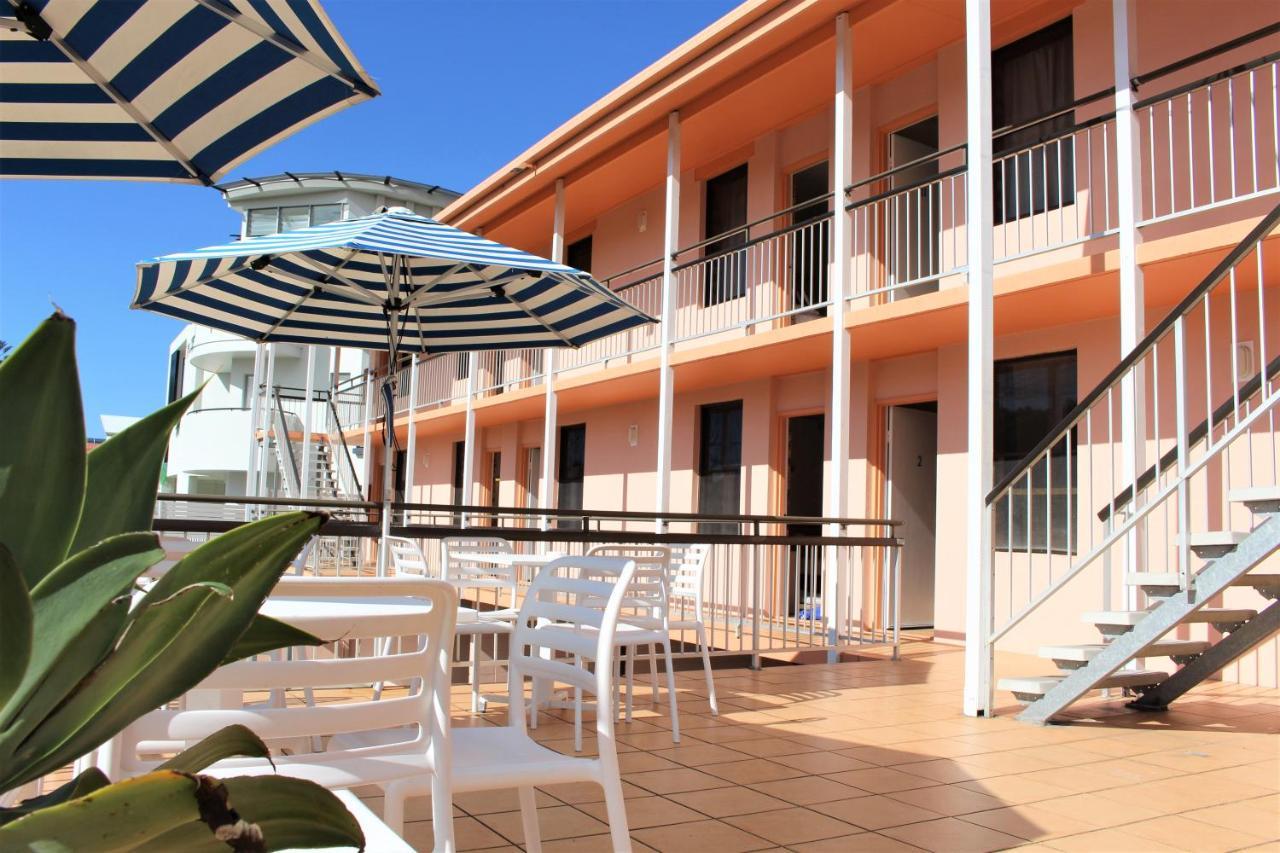 Camden Motor Inn Mermaid Beach Экстерьер фото