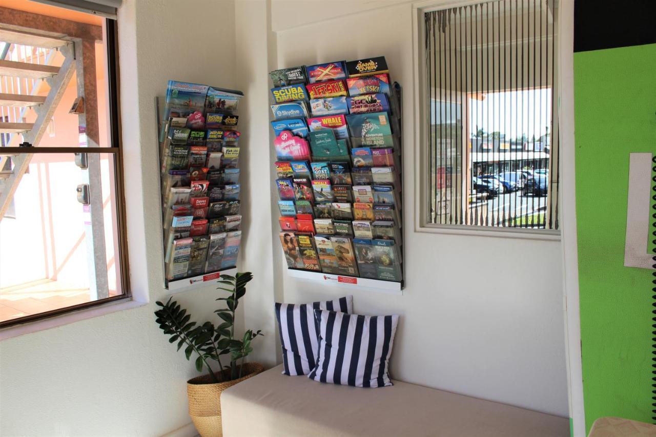 Camden Motor Inn Mermaid Beach Экстерьер фото