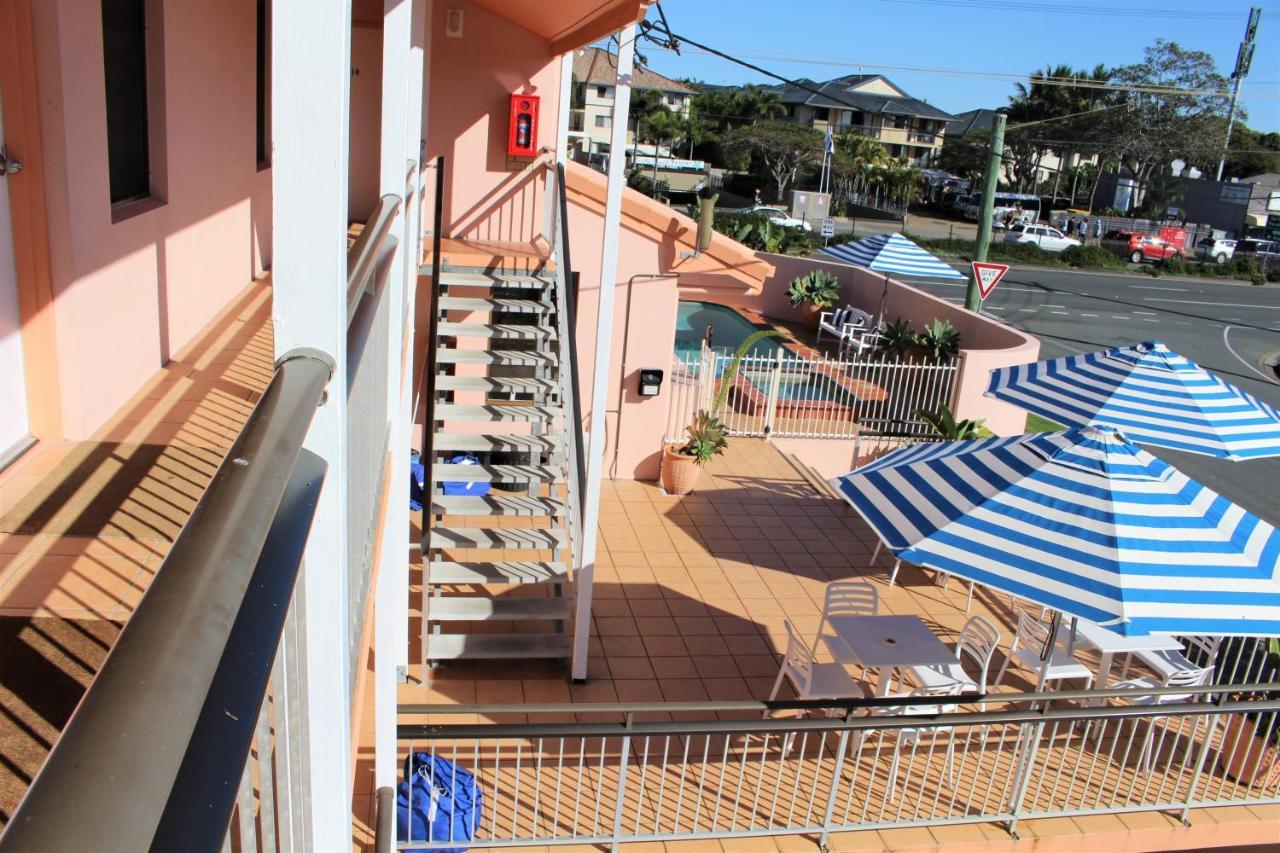 Camden Motor Inn Mermaid Beach Экстерьер фото